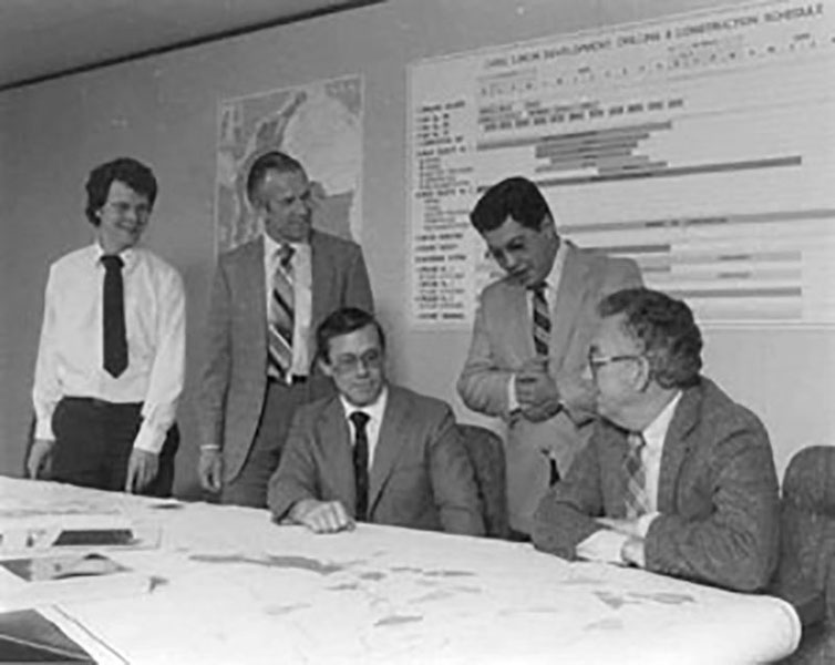 From left to right: Earl Padfield, Chuck McCollough , Jim Taylor and Victor Gabela with the thennewly appointed president of Oxy Exploration & Production, David Martin.