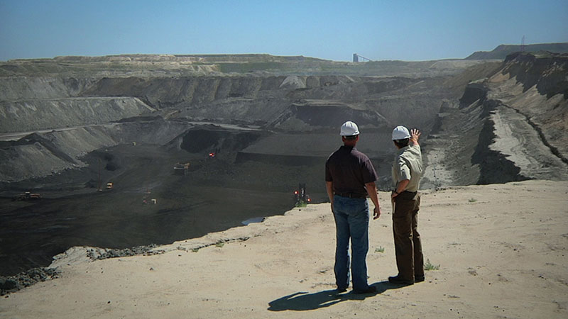 Belle Ayr Mine manager Shane Durgin gives Tinker a tour and overview of a coal mine in Wyoming’s Powder River Basin. Photos courtesy of Switch Energy Project