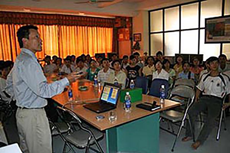 Yusak Setiawan conducted his first Distinguished Lecturer tour in 2008 at Hanoi University of Mining and Geology. He offered a general overview of the petroleum industry and potential careers in the petroleum industry then, and today he continues to talk to students and other groups about the profession and AAPG.
