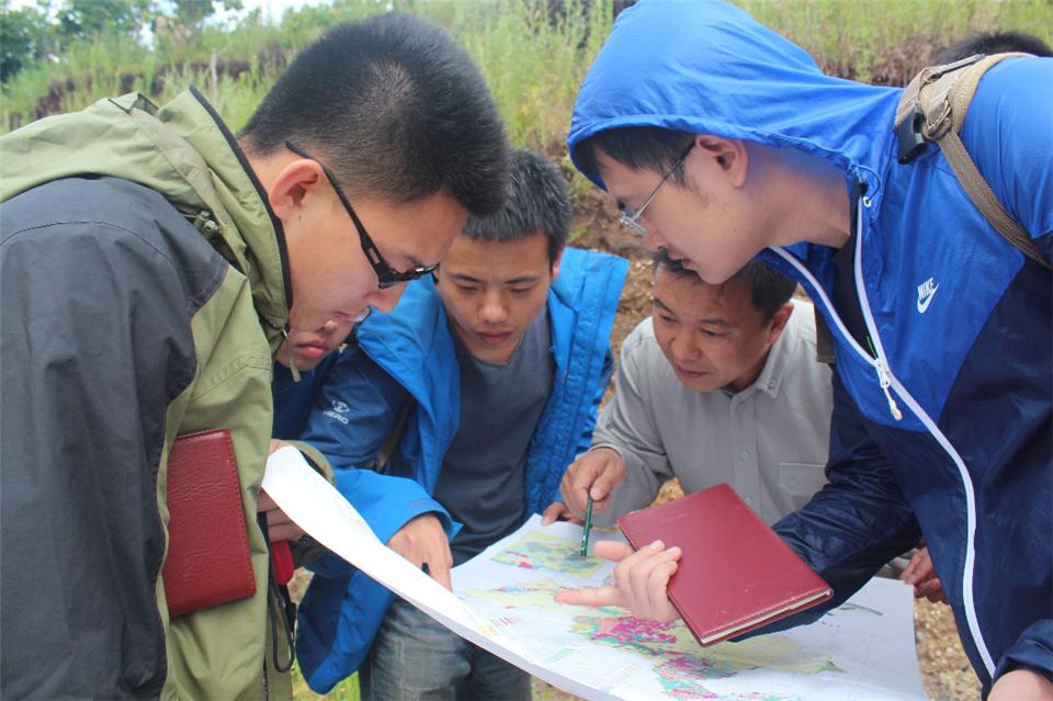 Figure 2: Chenglin Liu and his graduate students were conducting their field geological survey in the Songliao Basin, NE China in August 2014.