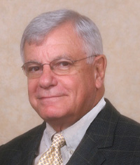Jones, Curtiss, Dodge Receive Foundation’s Top Honors