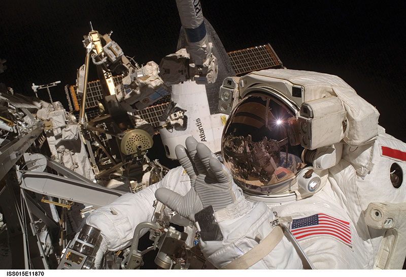 space-summoned-elite-scientists-fig1