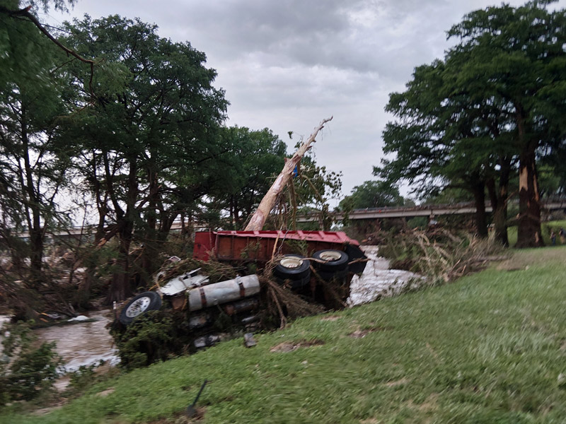 tragedy-in-texas-fig2